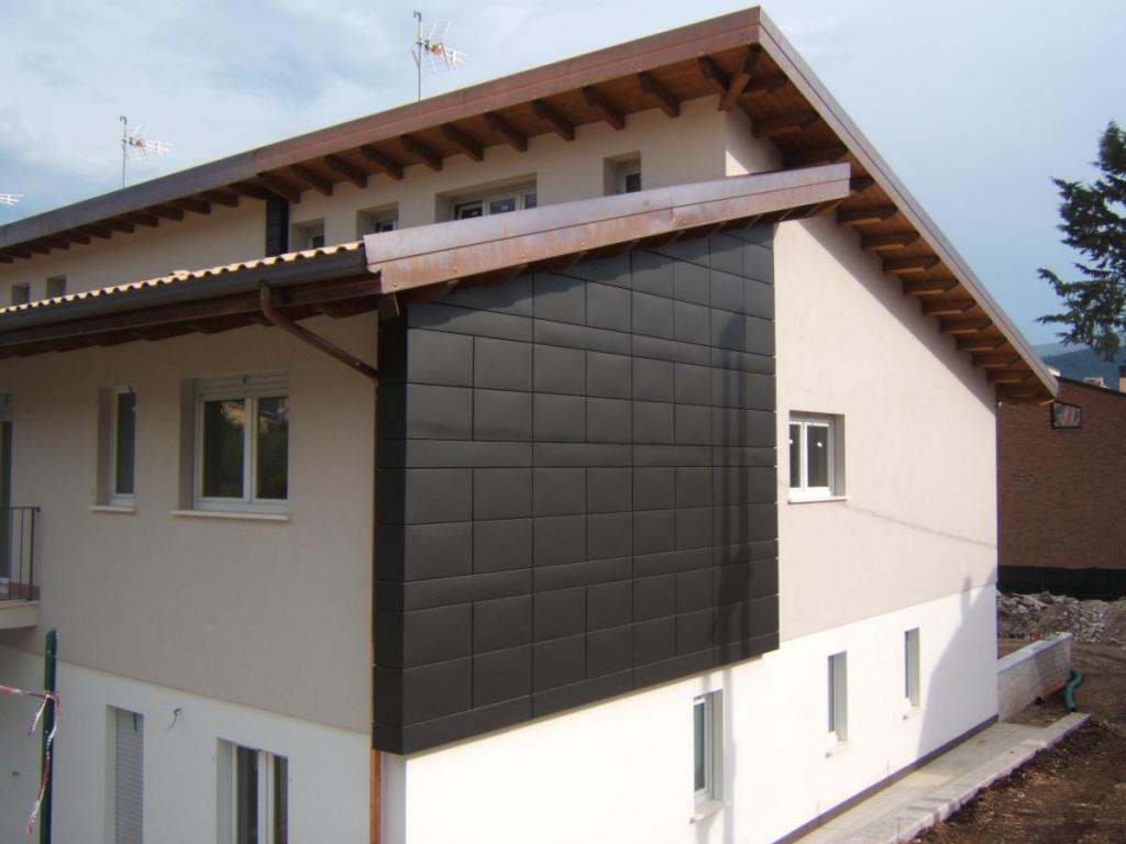 Rivestimento Parete a doghe in alluminio nero opaco